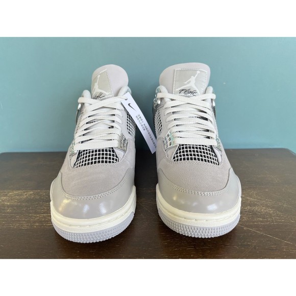 Nike Air Jordan 4 Retro \